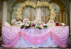 Украшение свадьбы в Одессе цветами